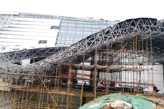 Remove the space frame roof of Hechang Square