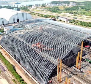 Construction of Prestressed Pipe Truss in Fully Enclosed Coal Yard of Power Plant