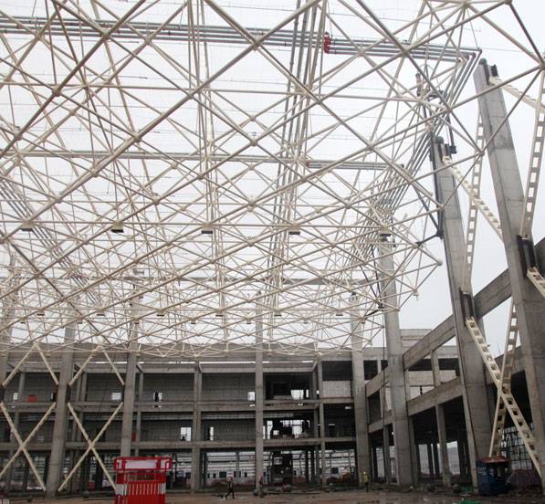 Large Steel Aircraft Hangar Design & Construction