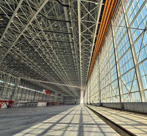 Large Steel Aircraft Hangar Design & Construction