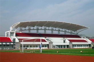 What are the advantages of sports stand membrane structure