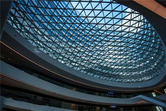 Development and Application of Glass Skylighting Roof Structure
