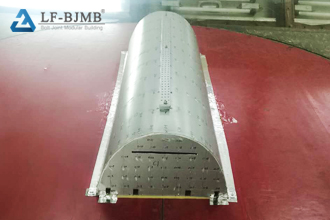 Application of Wind Tunnel Test in Large Space Frame Design