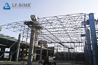 Construction of Large-Scale Steel Space Frame Roof Waterproofing Project