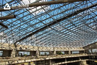Study on Decision-Making Method of Lifting Space Frame in Maintenance Hangar (Part 1)