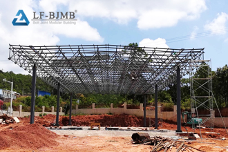 Discussion on the construction of gas station steel structure