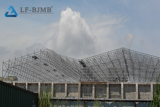 Difference between welded ball frame and bolted ball frame